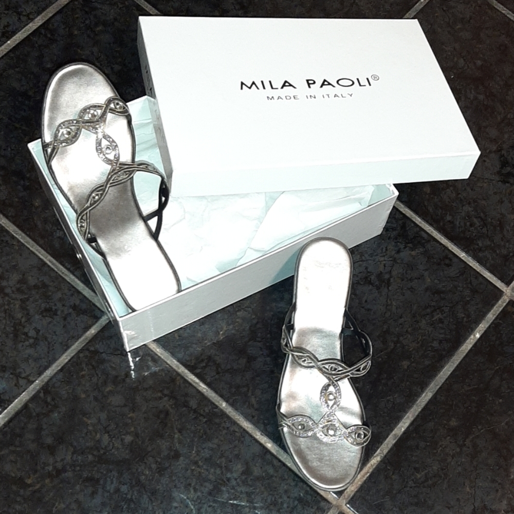 Milan Paoli wedges